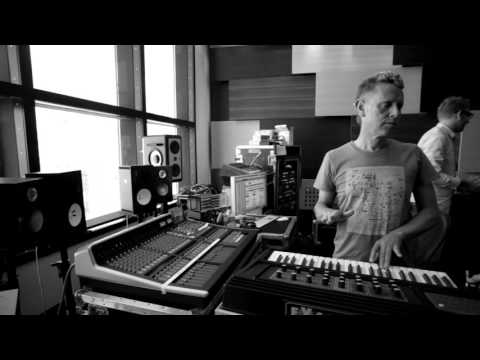 Video thumbnail for Broken [Instrumental]