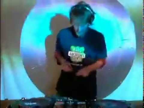 Joe Bonez, visuals by Thief - RTS.FM.070112