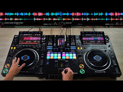 PRO DJ DOES INSANE MIX ON THE CDJ-3000 & DJM-S11 - Creative DJ Mixing Ideas for Beginner DJs