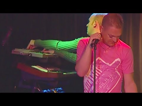 ANDY BELL ELECTRIC BLUE 2005 EPK LIVE