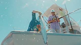 Columbia Sportswear TIED BY TIDES: STAYING COOL WITH COLUMBIA PFG