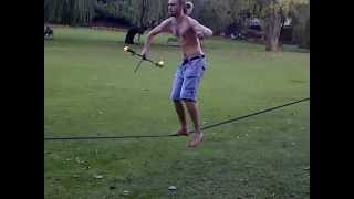 preview picture of video 'devil sticks on a slackline'