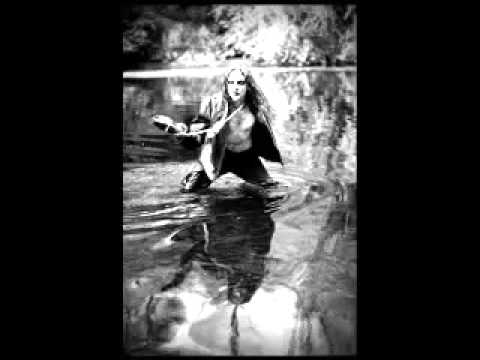 Absurdoom - Ogledalo (The Mirror)