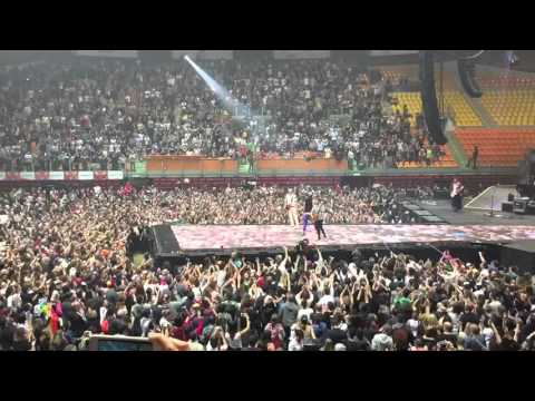 Lorenzo nei Palasport 2015/16