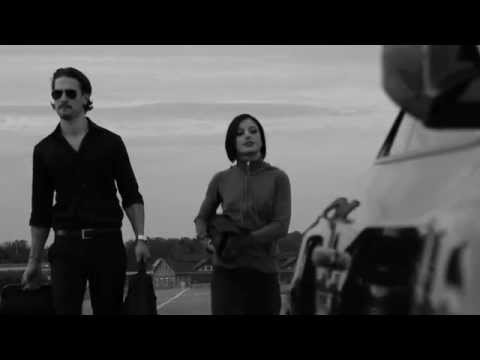 Helicopter, Poledance..you name it! Circus Ohlala!