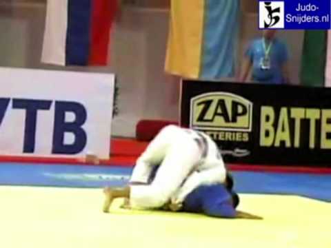 Judo 2009 Tunis: Papinashvili (GEO) - Esimbetov (UZB) [-60kg].