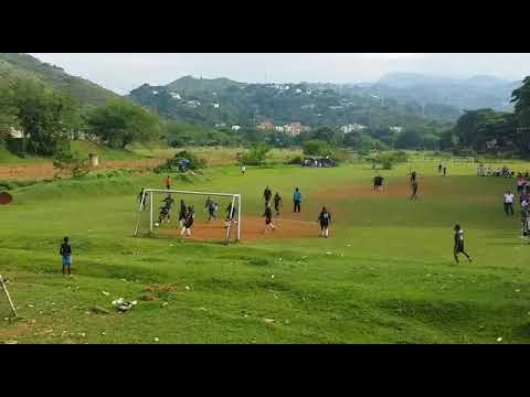 Gol de Pollo en Siloé
