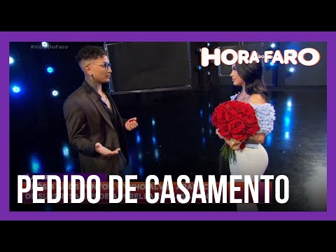 Dynho Alves surpreende MC Mirella e a pede em casamento no Hora do Faro
