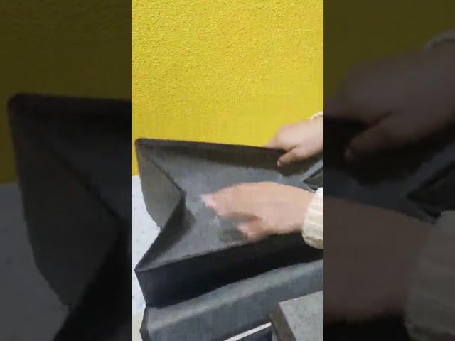 Vídeo relacionado con Relaxdays Caja de Almacenaje Plegable 60 L, Plástico, Gris, 31.5 x 58.5 x 40 cm