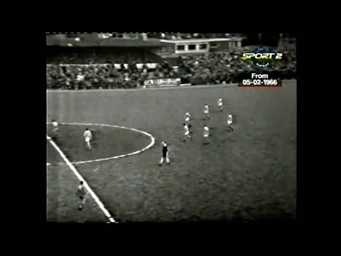 Bristol City v Manchester City League Div 2 1966
