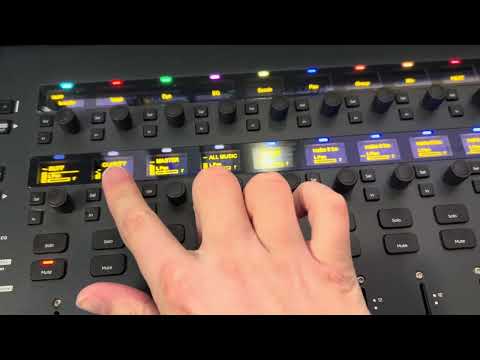 Immagine Avid S3 16-Fader Pro Tools Control Surface 2018 - Black - 4