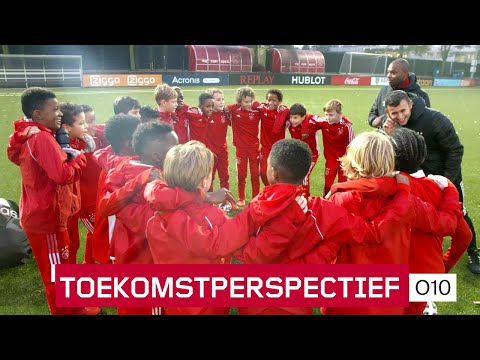 Toekomstperspectief | Ajax O10 is hecht en leergierig