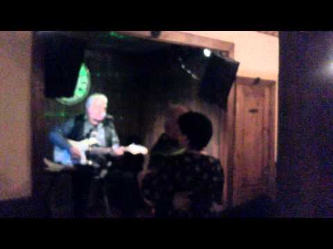 Edvīns Zariņš Čuguna rozē