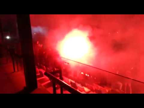 Ultras Badajoz  calentando el Derbi 2015