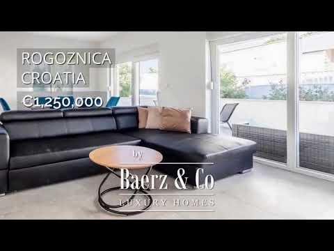 Rogoznica, Zečevo, house with 4 apartments and a basement, 366.81 m² - Luxury home for sale