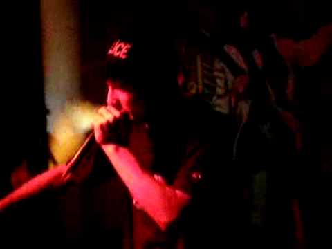 ATILA & PRIM - KAPKI KAL (LIVE)