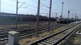 preview picture of video 'Departure of 22944 Indore Pune Express'