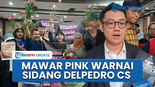 Sidang Pleidoi Delpedro Cs di PN Jakarta Pusat Dipenuhi Pendukung, Mawar Pink Jadi Simbol
