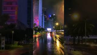 Download lagu Hati-Hati di Jalan - Tulus (lirik) mp3