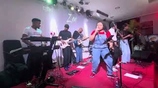 Download lagu Josseline Varane J’ai si mal #zouk #zen #live #liveband #band #josselinevarane #jaisimal mp3