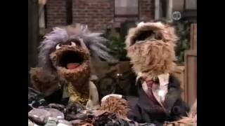 Sesame Street: Grouch Apprentice with Donald Grump (Song)