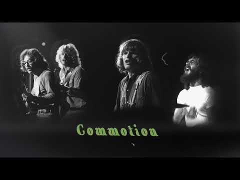 Videoclip de Commotion (Live At The Woodstock Music & Art Fair / 1969) — Creedence Clearwater Revival