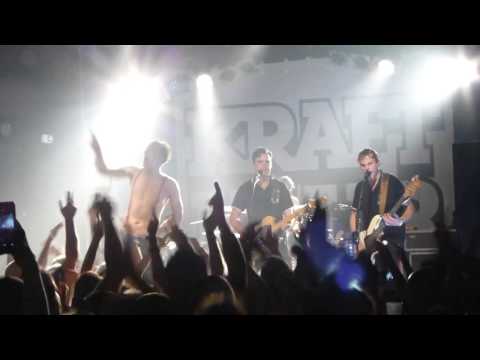 Kraftklub - Schüsse in die Luft Live in Chemnitz 08.10.2015