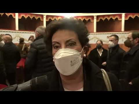 In scena al Teatro Petrarca “Tutto quello che le donne (non) dicono” con Francesca Reggiani