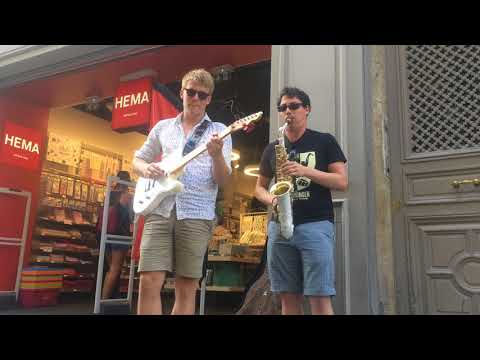 Amazing street musicians playing Autumn Leaves