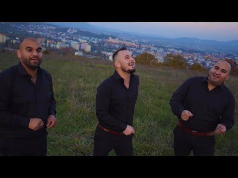 Kapela REVIAL - Pre inú + Sex Bomb ( Official Video )