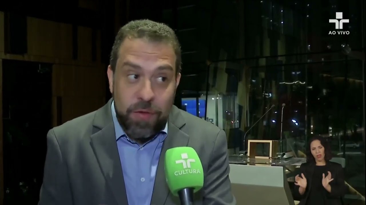 Guilherme Boulos após debate na Cultura: "Datena foi provocado o programa inteiro"