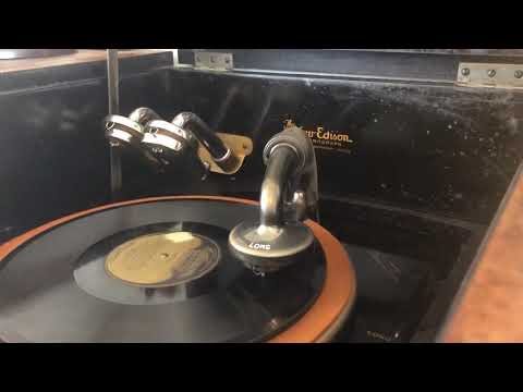 Edison C-3 long play diamond disc phonograph