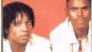 Download lagu Amagcokama (Umgqumeni)  - Uthi ayhlome mp3