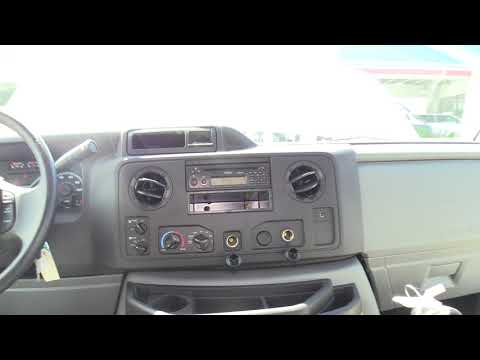 2019 Ford Starcraft Starquest - 14 Passenger w/Rear Luggage - S26169