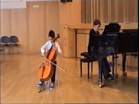 Vivaldi Cellokonzert a-moll 1.Satz - Julian Lehmann