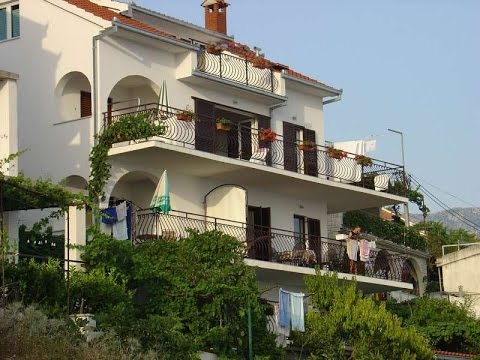 Apartments Vera (Pisak, Croatia)
