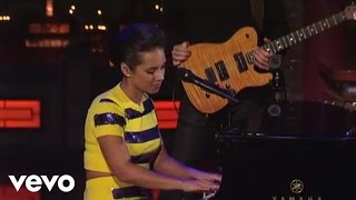 Alicia Keys - If I Ain't Got You (Live on Letterman)