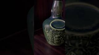 Download lagu 🥃 Botol Wiski Keramik Antik Elegan dari Chivas Brothers #shorts #viral #trending #explore mp3