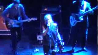 Dixie Chicks - Lubbock Or Leave It (live @ Country2Country Festival, O2 Arena London 15-03-&#39;14)