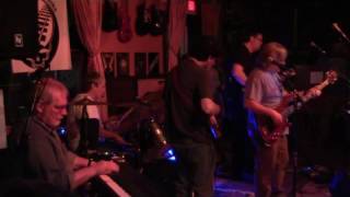 Dead On The Tracks: Ramble On Rose