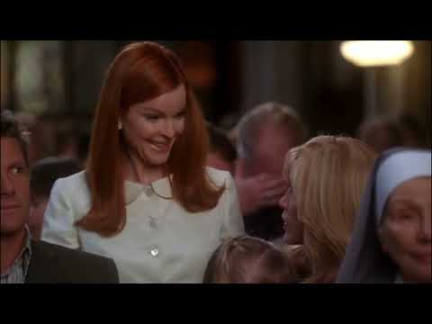 Bree Tries To Get Lynette Back To Her Church - Desperate Housewives 4x11 Scene