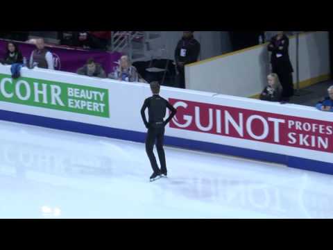 Men and Pairs Free Practice - 2016 ISU Junior Grand Prix Final - Marseille