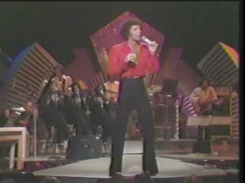 TOM JONES LOVE MACHINE