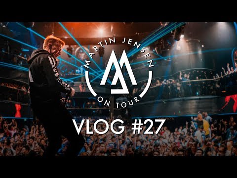 Back to my favorite place in the world BALI! Then off to Singapore, this was SICK! | Vlog #27 | 2019