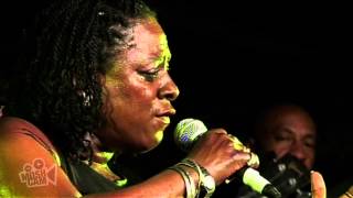 Sharon Jones & The Dap-Kings - Let Them Knock (Live in Sydney) | Moshcam