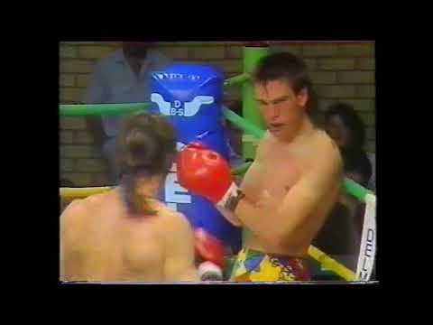 Old School Vids: Henning vs De Souza