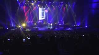 Tony Carreira - Sous le Vent ( Onde eu for ) - Avec Natasha St-Pier en live au palais des congrès