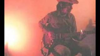 -Never make your move too soon (Ry Cooder cover)   Roy Cruz