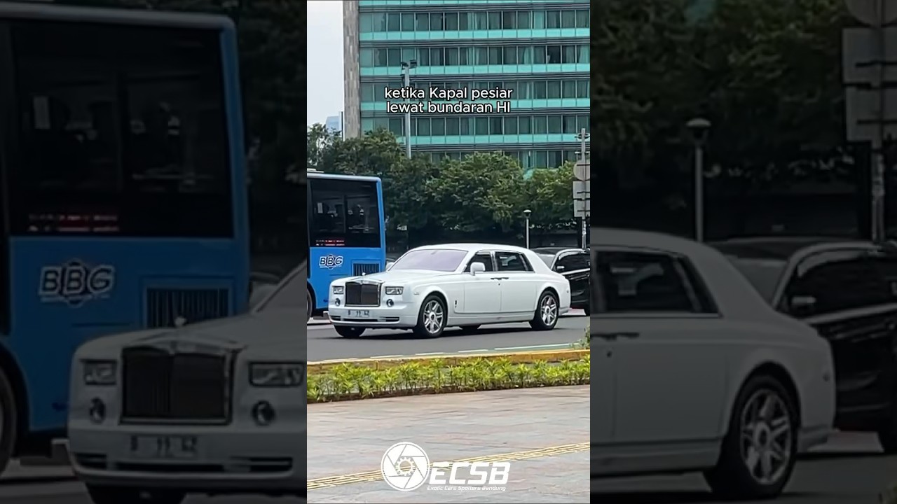 “CRUISE SHIP” AT HI ROUNDROOM? Rolls Royce Phantom Indonesia #exoticcarsbandung #shorts