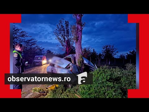 Un tânăr a murit pe loc, iar un adolescent luptă să trăiască, după un accident între Vaslui şi Bacău